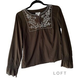 LOFT | NWOT LONG SLEEVE LACE UP EMBROIDERED COTTON TOP RUFFLE | MEDIUM PETITE